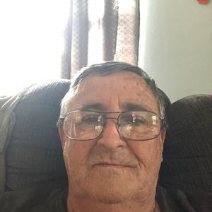 Meet your Posher, Carl